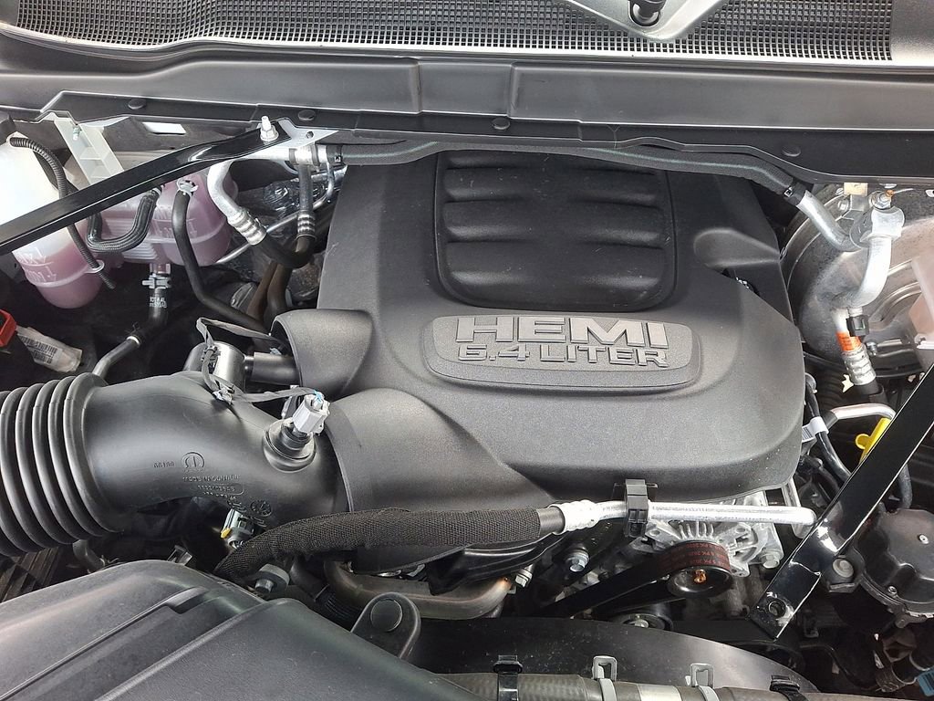 Used 2024 RAM 2500 Tradesman w/ Chrome Appearance Group image 28