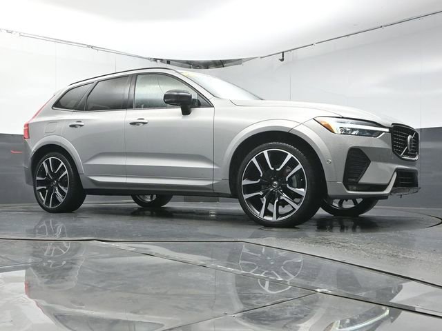 Used 2023 Volvo XC60 B5 Ultimate w/ Protection Package Premier image 40
