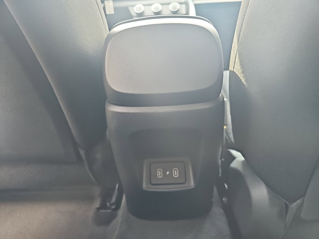 New 2026 Hyundai Elantra SE FWD image 28