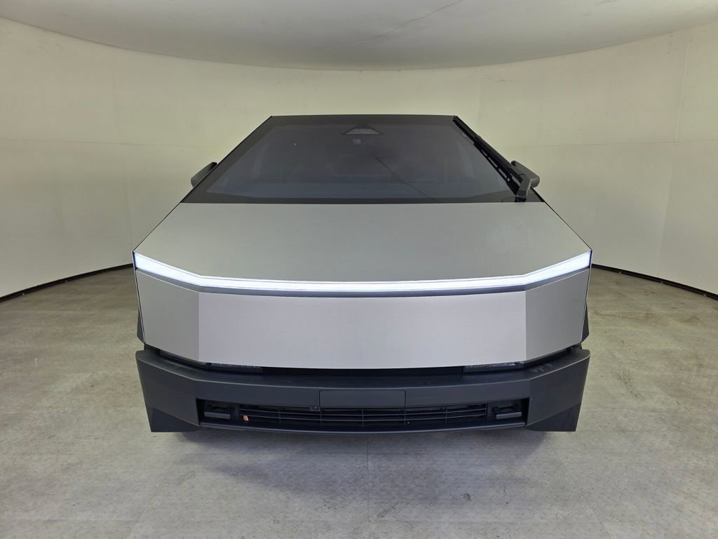 Used 2024 Tesla Cybertruck AWD Crew Cab image 2
