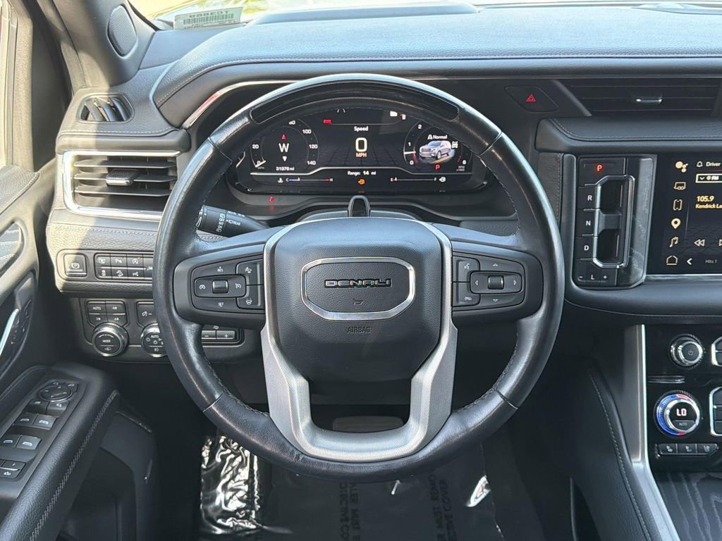 Used 2023 GMC Yukon Denali w/ Denali Reserve Package AWD/4WD image 8