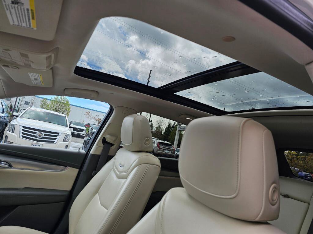 Certified 2023 Cadillac XT5 Premium Luxury w/ Technology Package AWD/4WD image 24