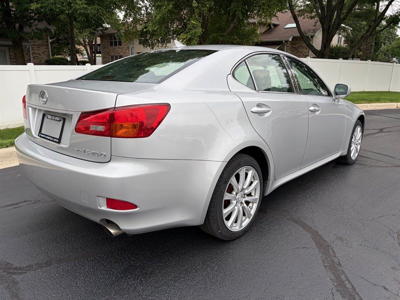 Used 2007 Lexus IS 250 AWD w/ Preferred Accessory Pkg image 6