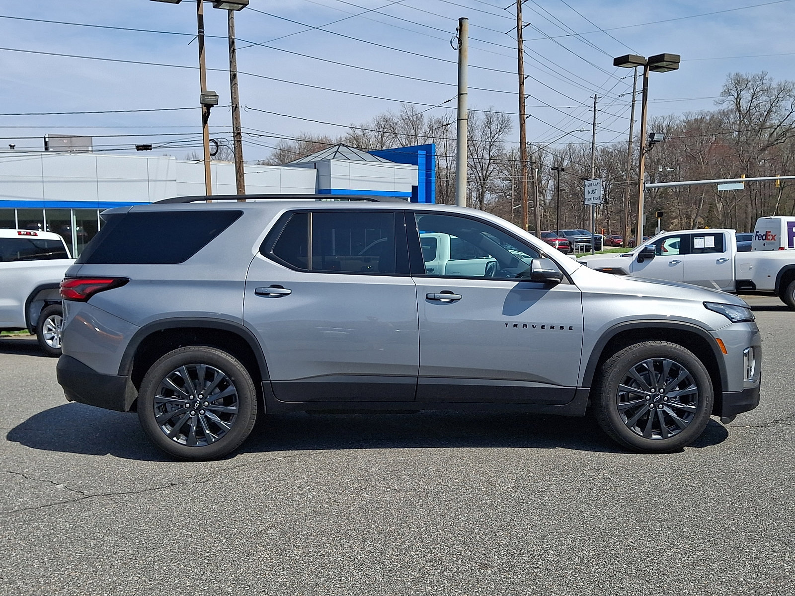 Used 2023 Chevrolet Traverse RS w/ LPO, Floor Liner Package image 7