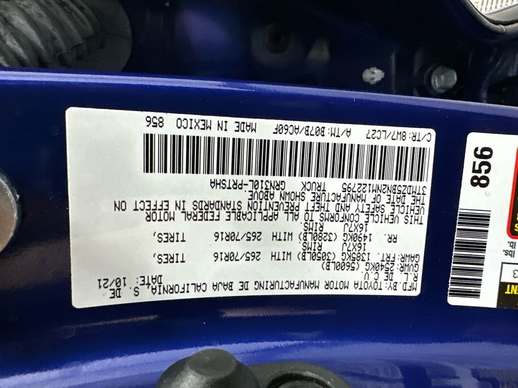 Used 2022 Toyota Tacoma TRD Off-Road w/ TRD Premium Off Road Package image 31