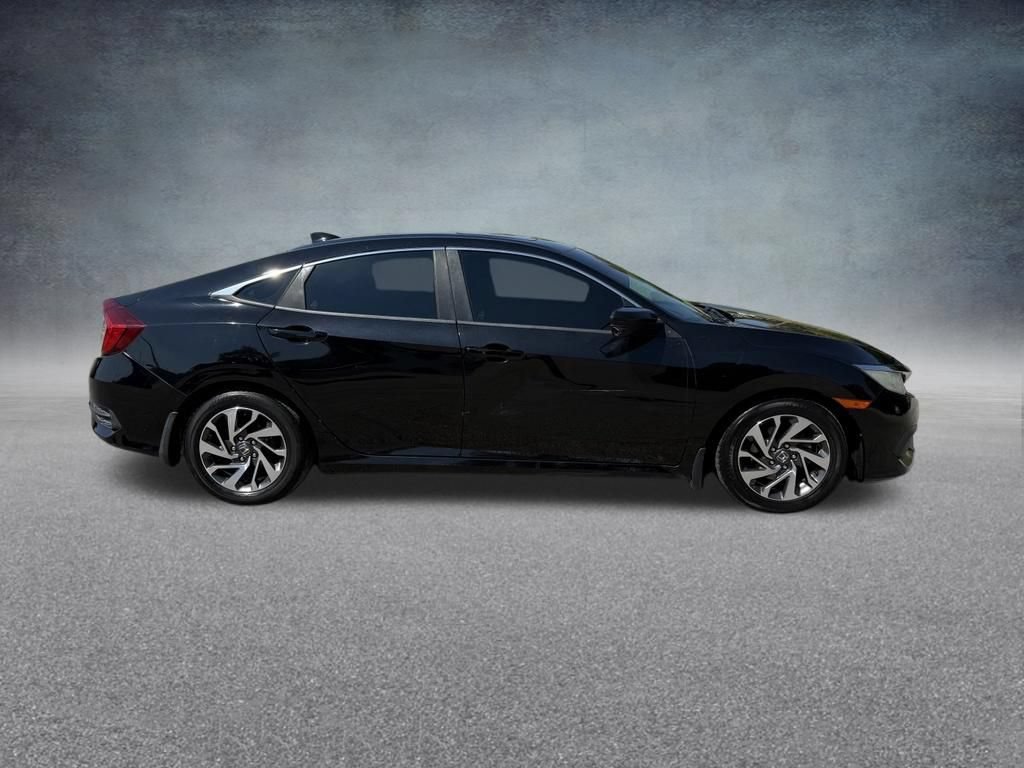 Used 2018 Honda Civic EX image 5