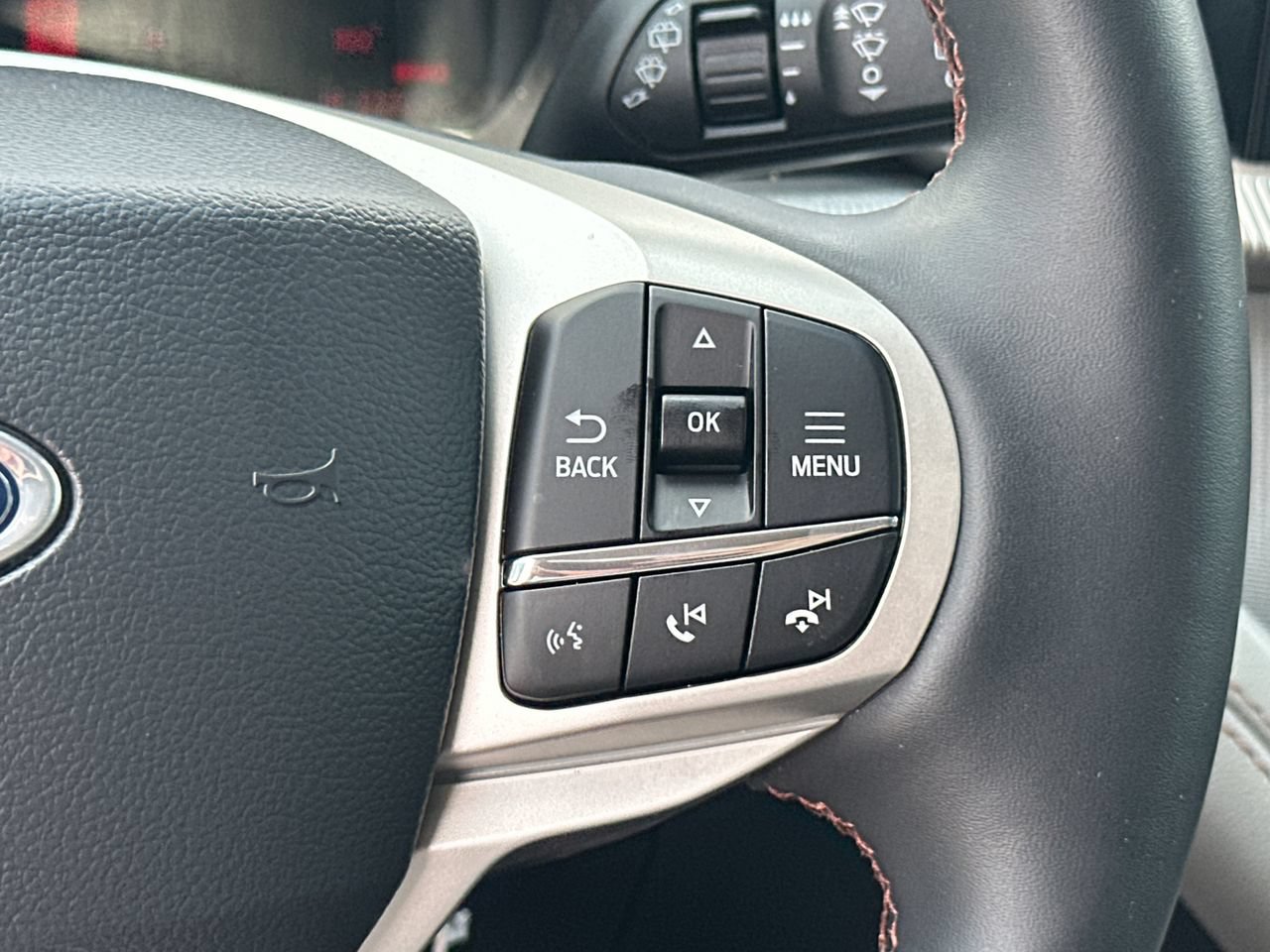 New 2026 Ford Explorer Active w/ Active Comfort Package RWD image 26