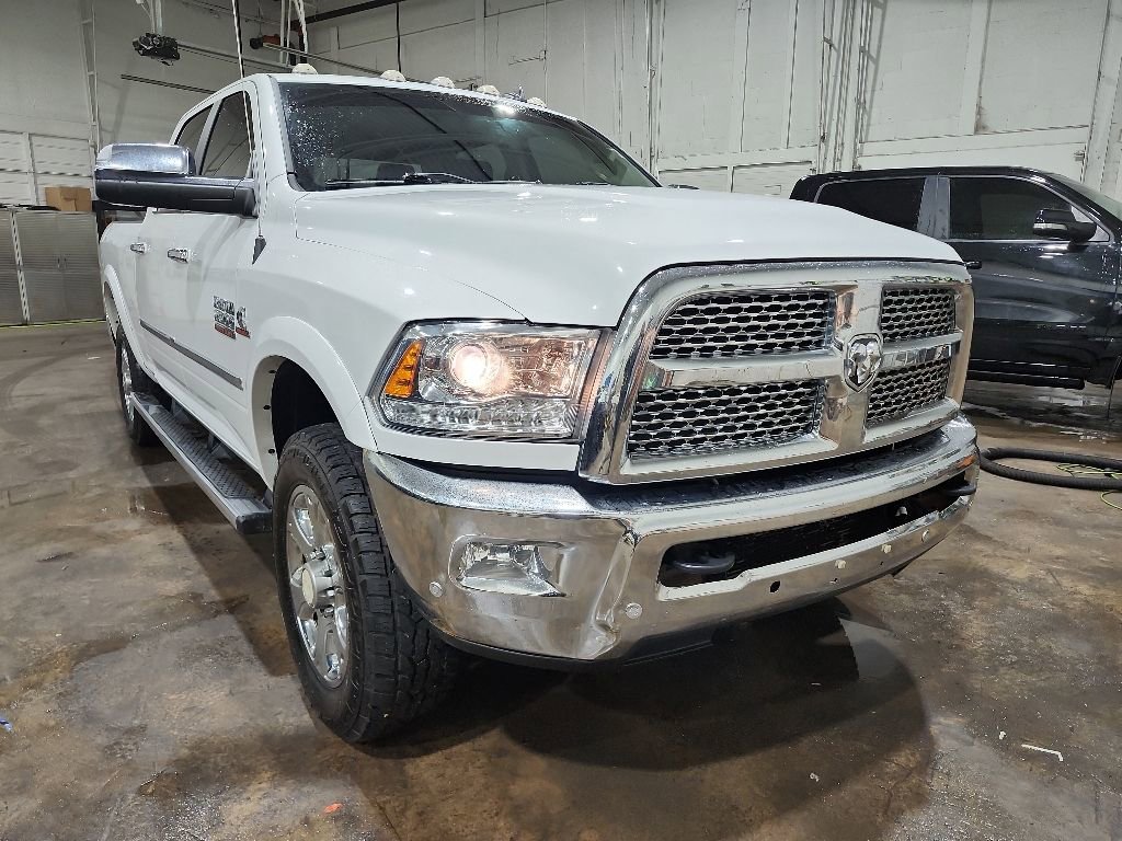 Used 2017 RAM 2500 Laramie AWD/4WD image 3
