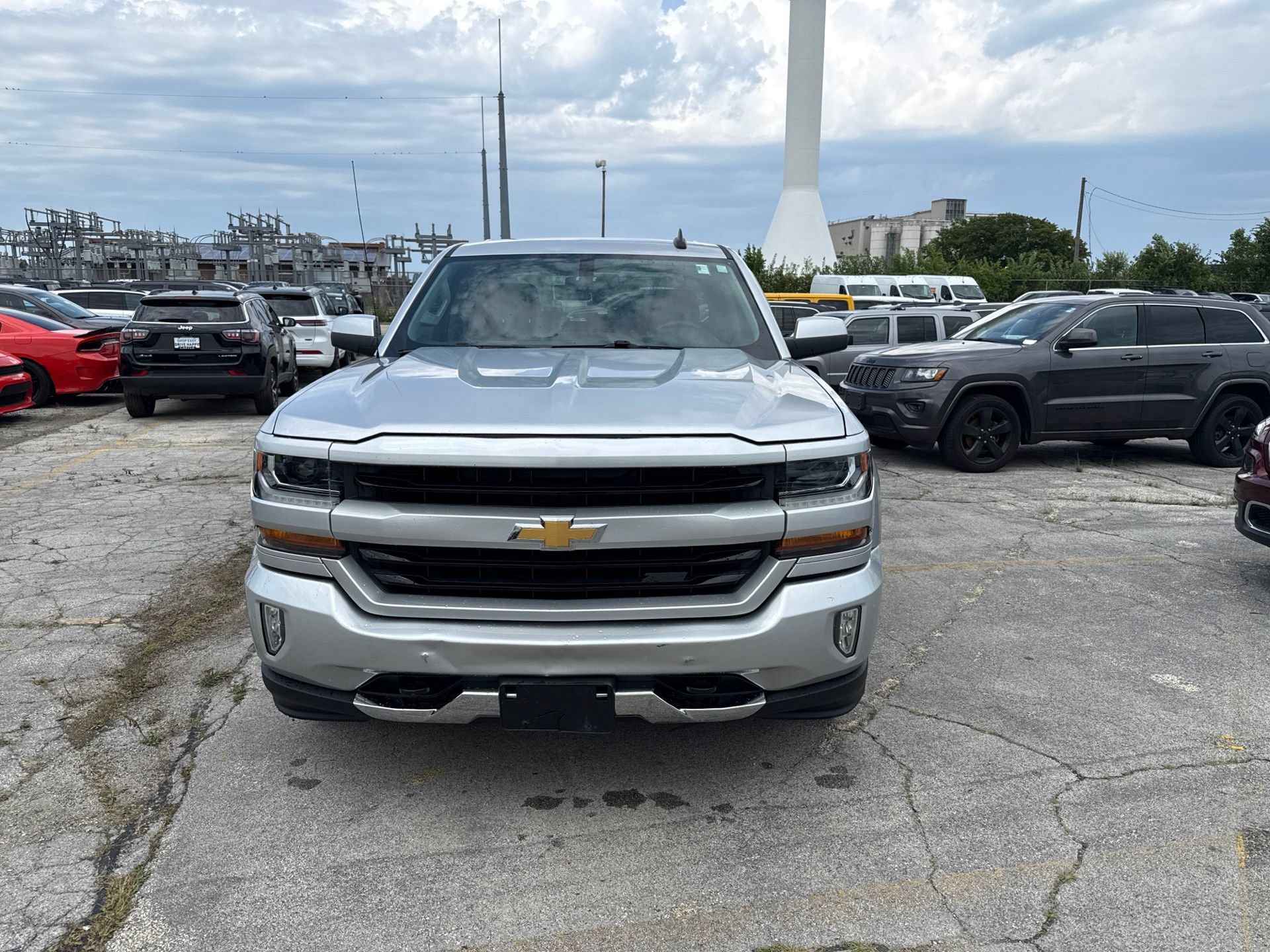 Used 2017 Chevrolet Silverado 1500 LT w/ All Star Edition AWD/4WD image 2