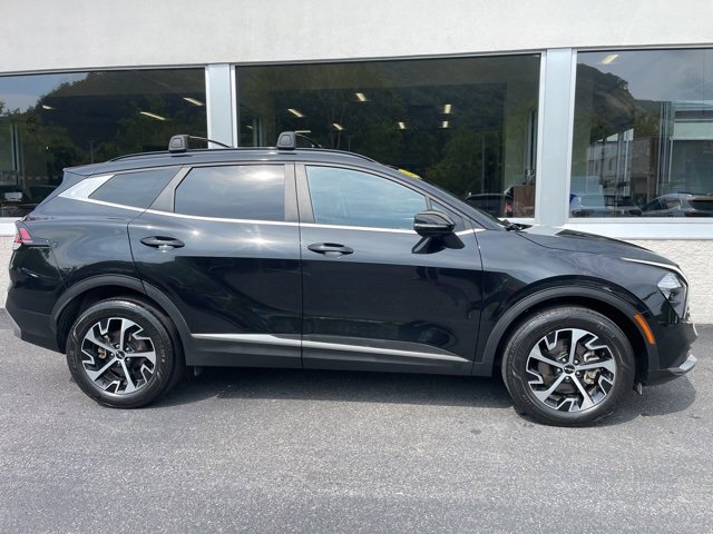 Used 2023 Kia Sportage EX w/ EX Premium Package image 4