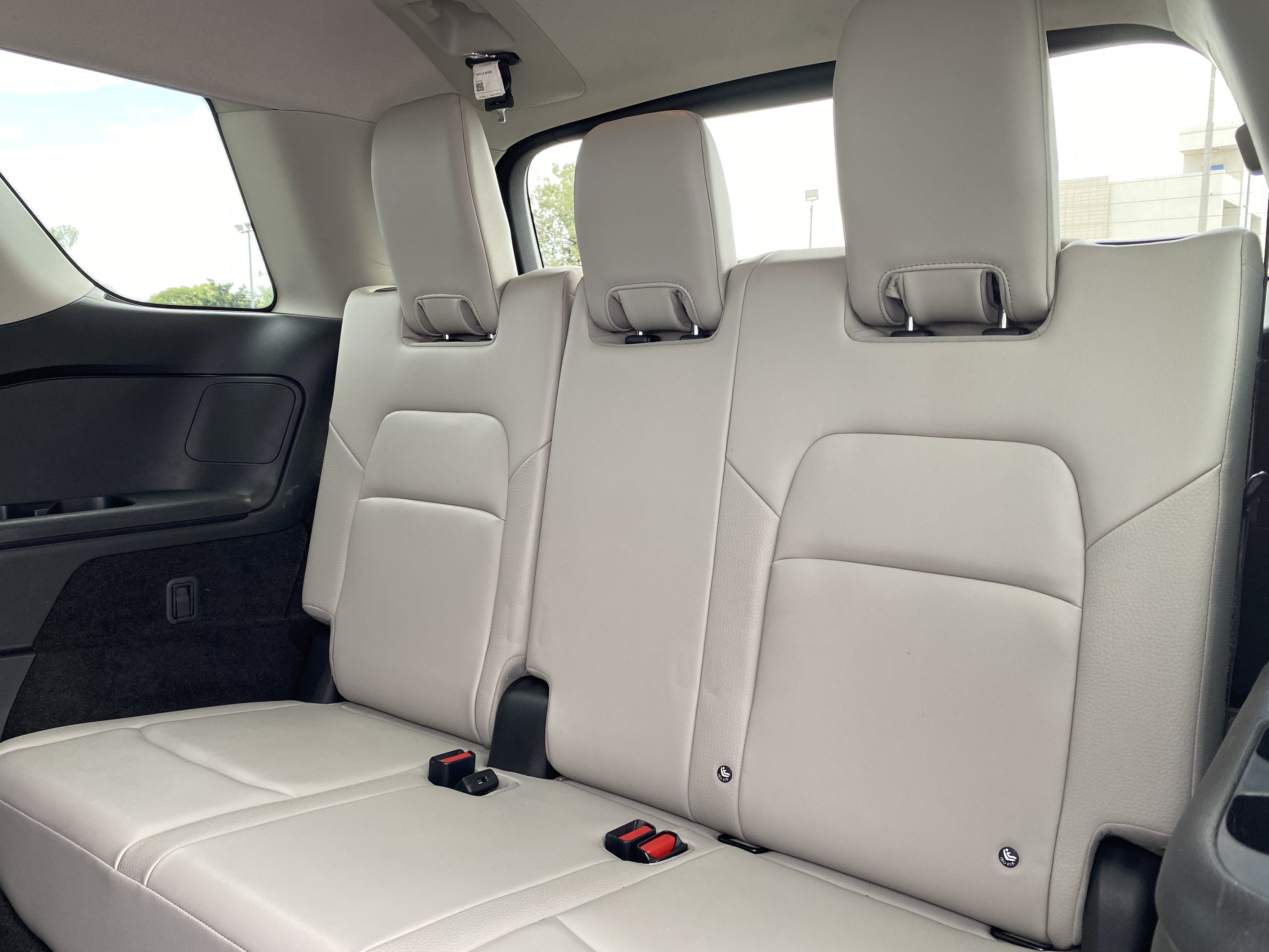 Used 2023 Nissan Pathfinder SL w/ Lighting Package (N92) FWD image 24