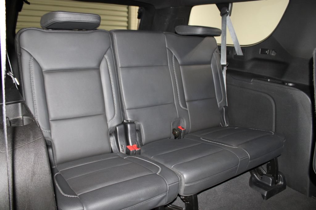 Used 2024 GMC Yukon XL Denali RWD image 36