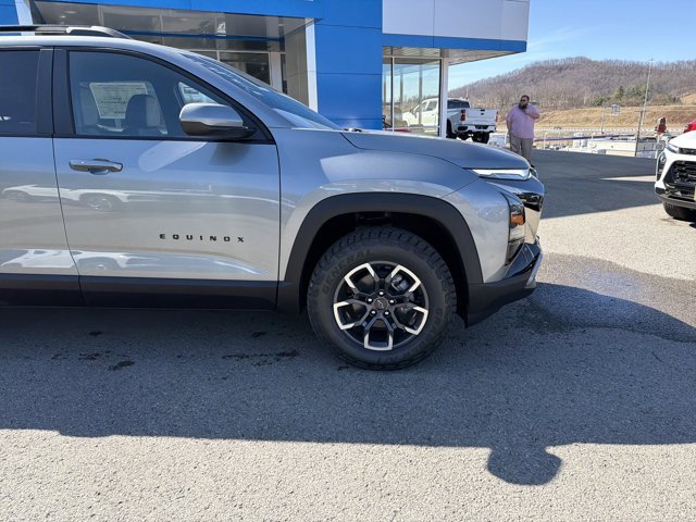 New 2026 Chevrolet Equinox ACTIV w/ Convenience Package III image 2