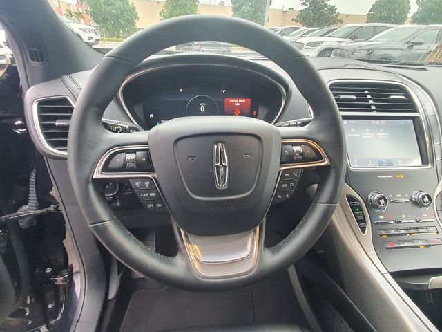 Used 2020 Lincoln Nautilus FWD image 18