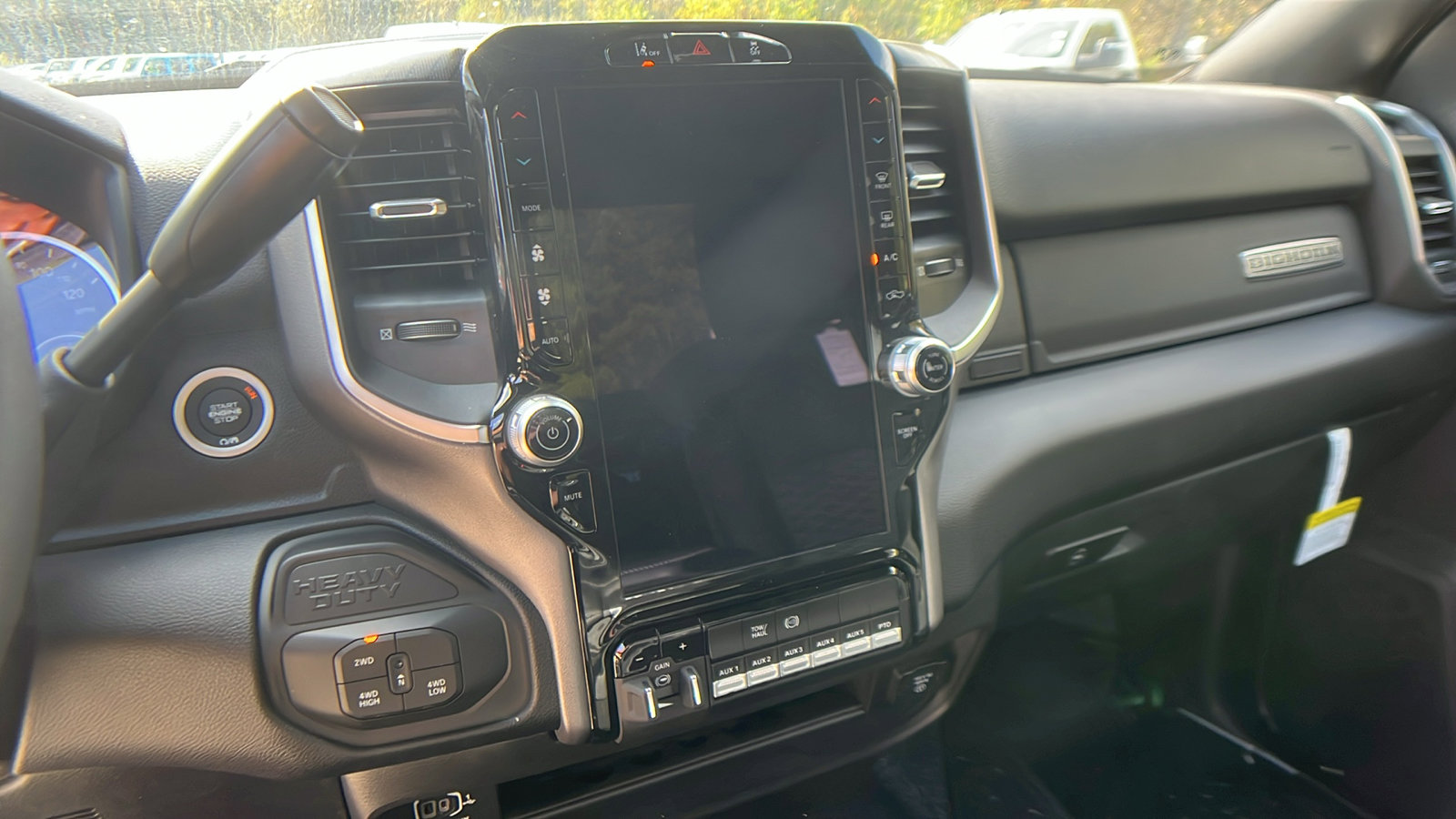 New 2025 RAM 5500 4x4 Regular Cab image 25