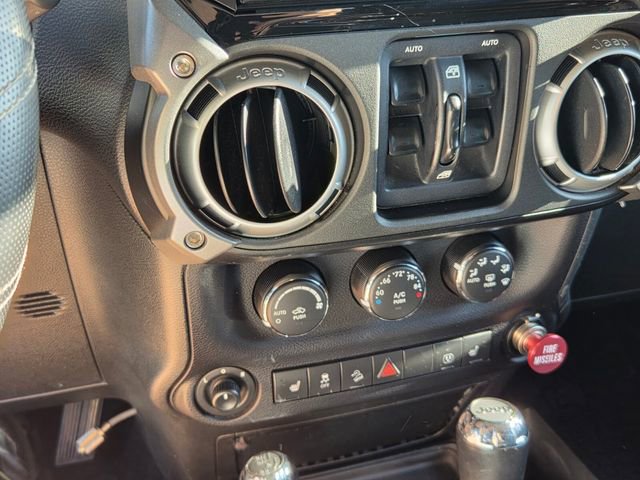 Used 2017 Jeep Wrangler Unlimited Sahara w/ Quick Order Package 24E Chief image 21