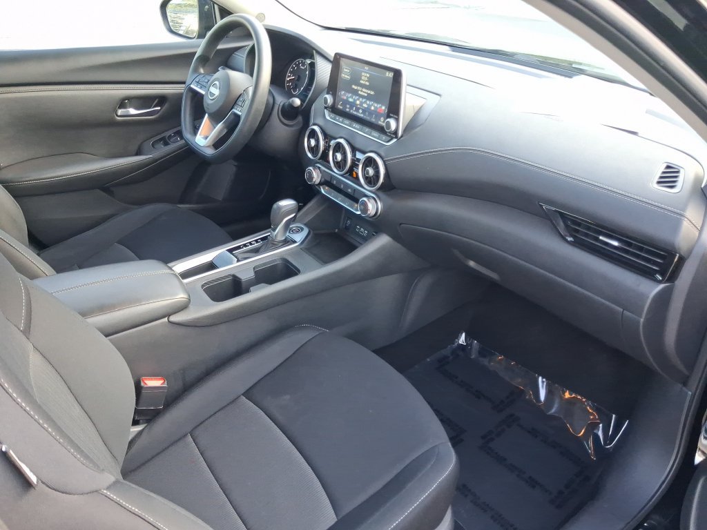 Certified 2024 Nissan Sentra SV FWD image 29