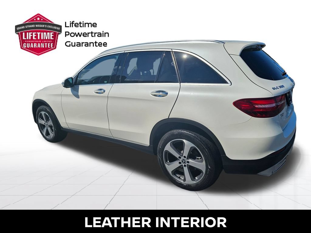 Used 2018 Mercedes-Benz GLC 300 4MATIC image 4