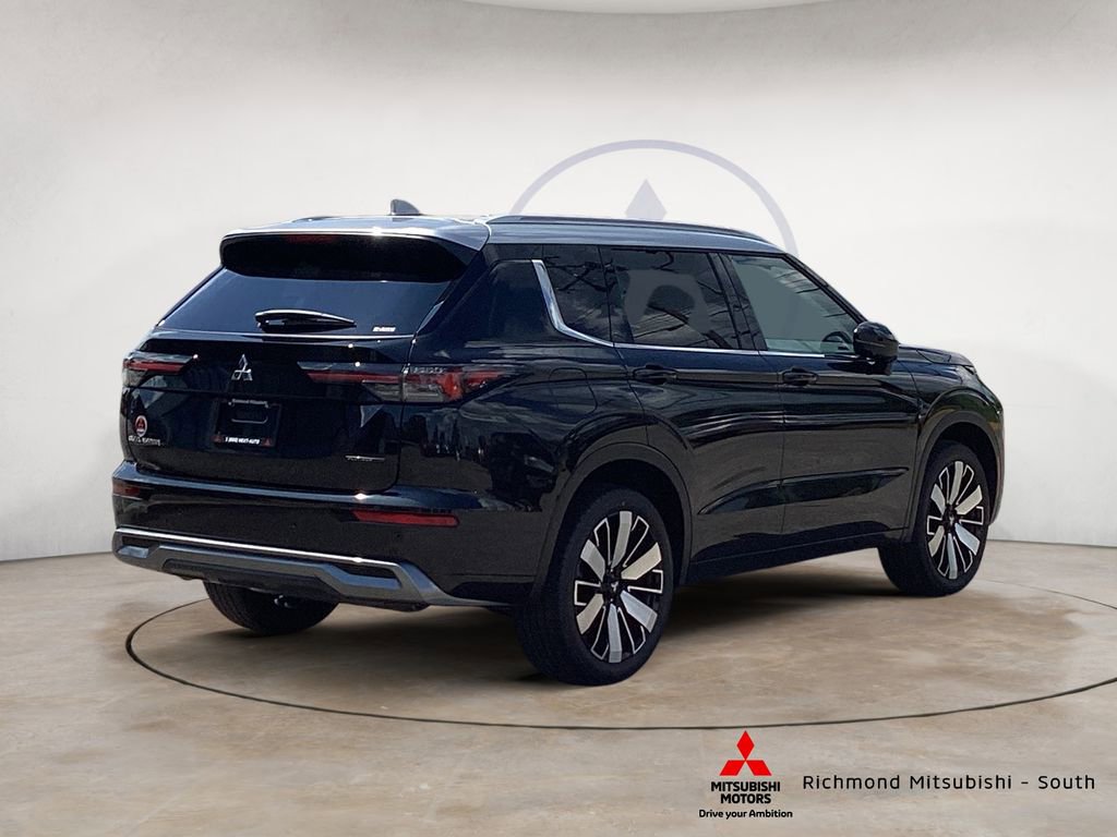 New 2025 Mitsubishi Outlander SEL image 3