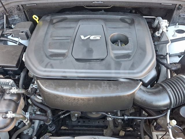 Used 2016 Jeep Grand Cherokee Limited w/ Luxury Group II image 28