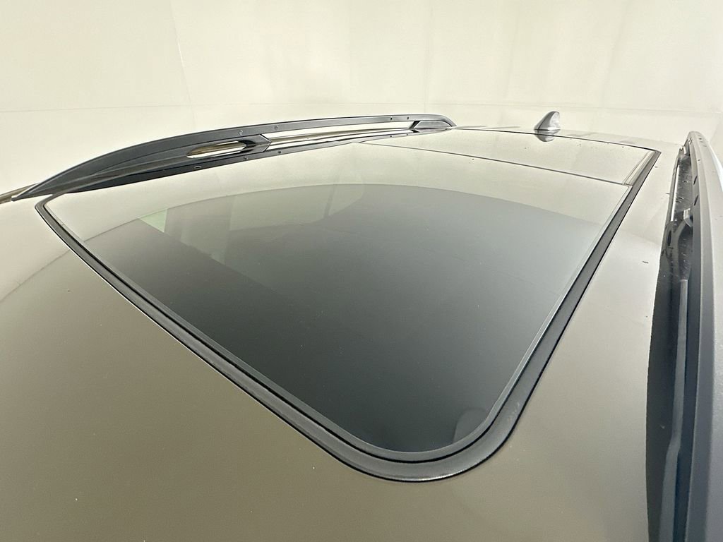 Used 2023 Chevrolet Equinox LT image 29