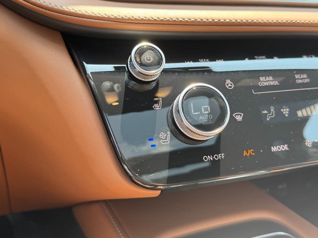 New 2026 INFINITI QX60 Autograph w/ Dark Cargo Package image 15