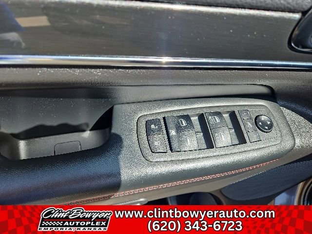 Used 2021 Jeep Grand Cherokee Trailhawk AWD/4WD image 13