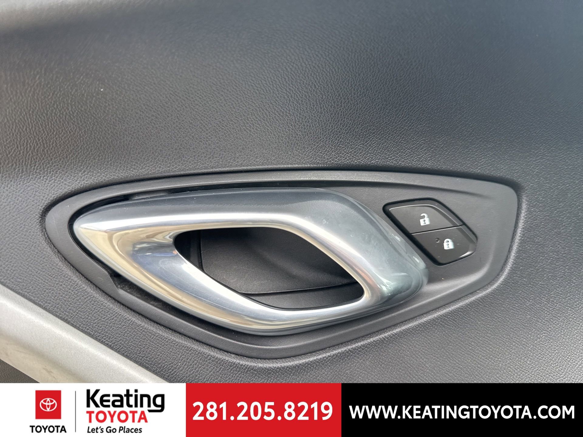 Used 2019 Chevrolet Camaro LT image 11