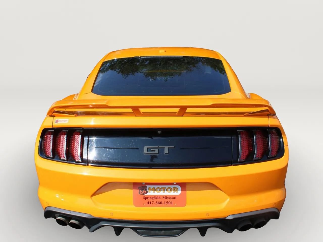 Used 2018 Ford Mustang GT Premium w/ GT Performance Package RWD image 9