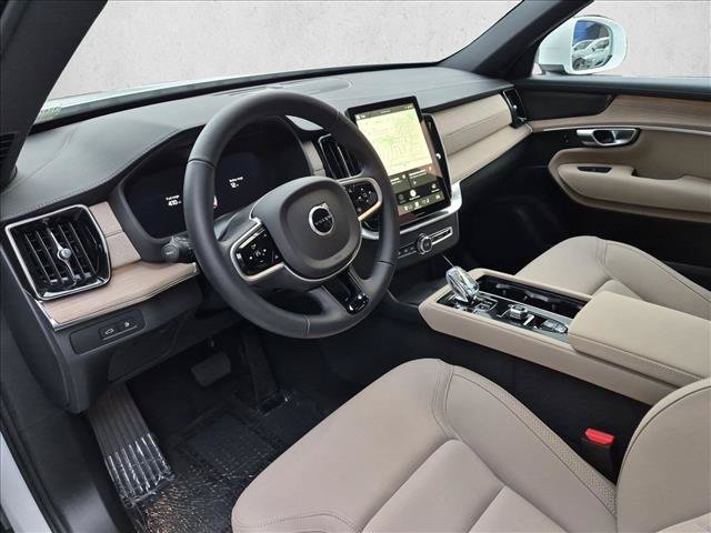 Used 2026 Volvo XC90 T8 Plus w/ Protection Package Premier AWD/4WD image 10