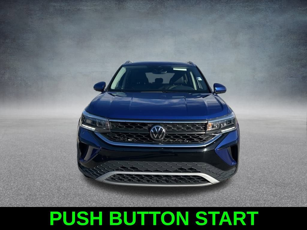 Used 2024 Volkswagen Taos SE image 9