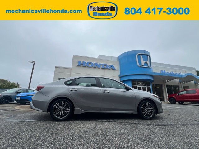 Used 2023 Kia Forte GT-Line w/ GT-Line Technology Package FWD image 1