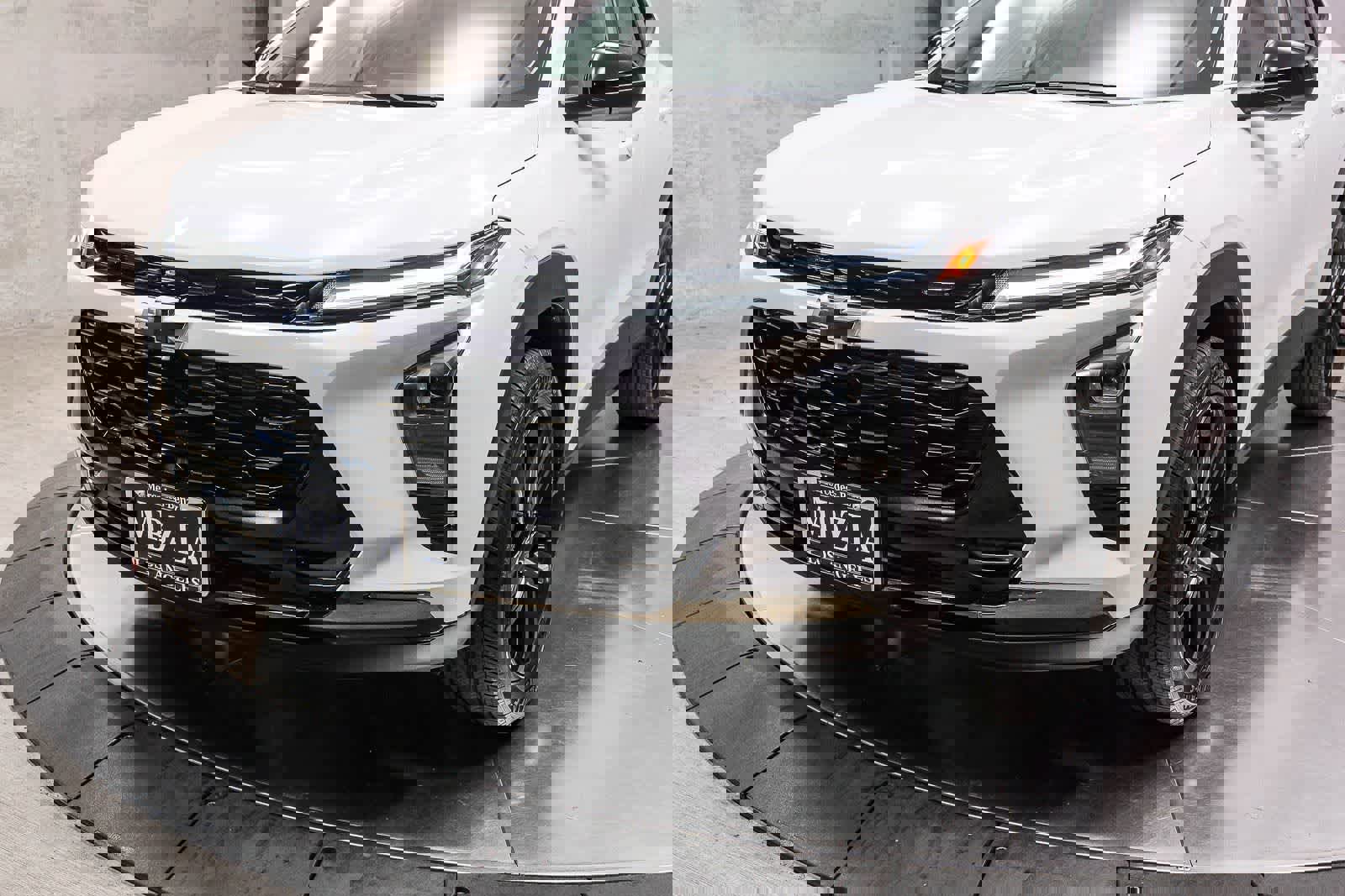 Used 2024 Chevrolet Trax ACTIV w/ Sunroof Package FWD image 11