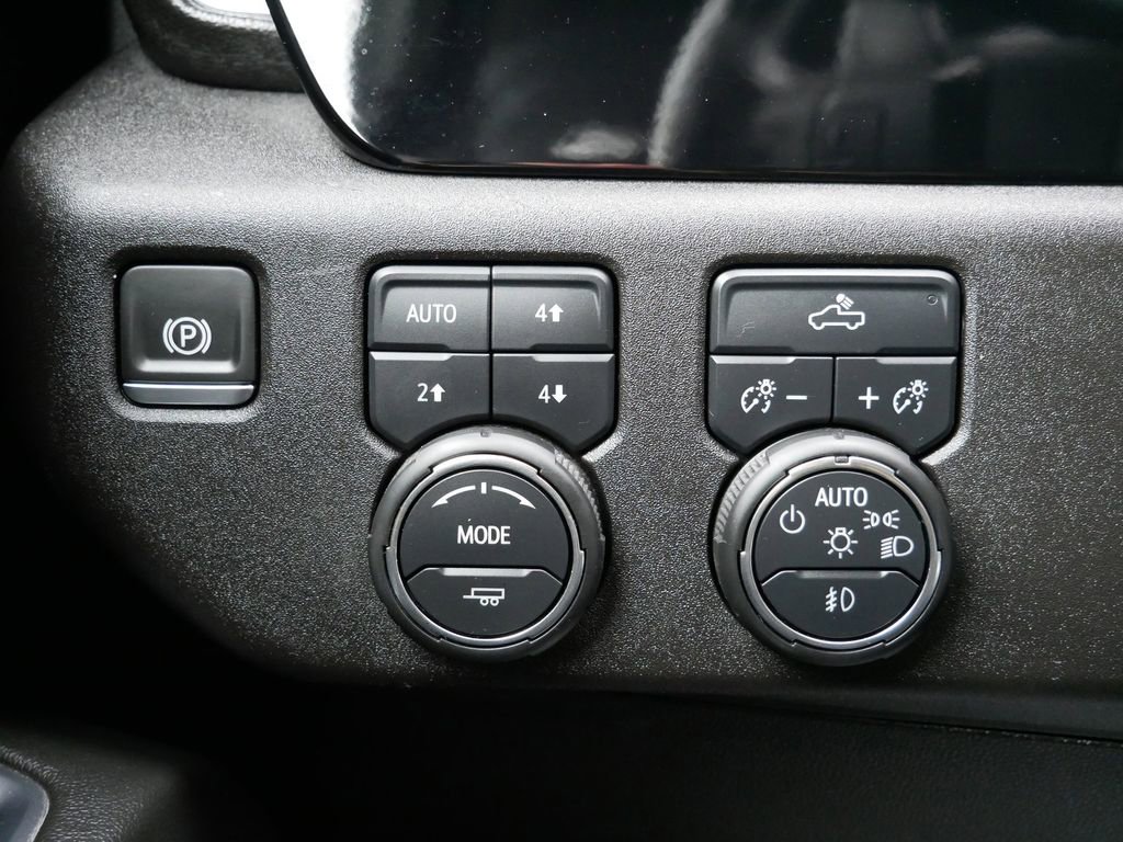 Used 2024 Chevrolet Silverado 1500 RST w/ Convenience Package II AWD/4WD image 29