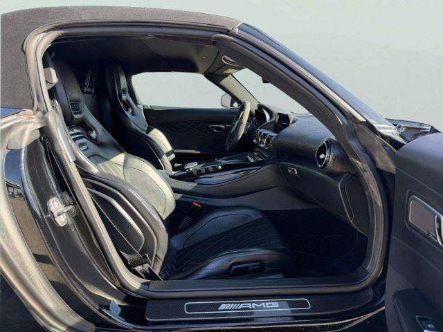 Used 2021 Mercedes-Benz AMG GT Roadster image 37