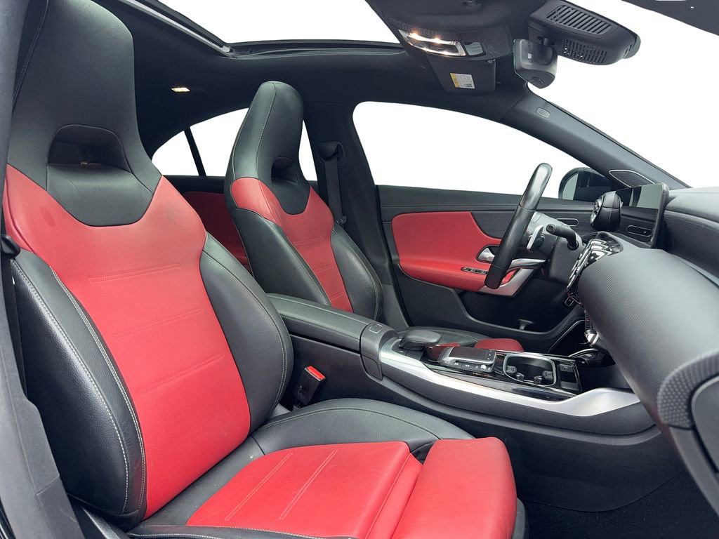 Used 2023 Mercedes-Benz CLA 35 AMG 4MATIC w/ AMG Night Package Plus image 18