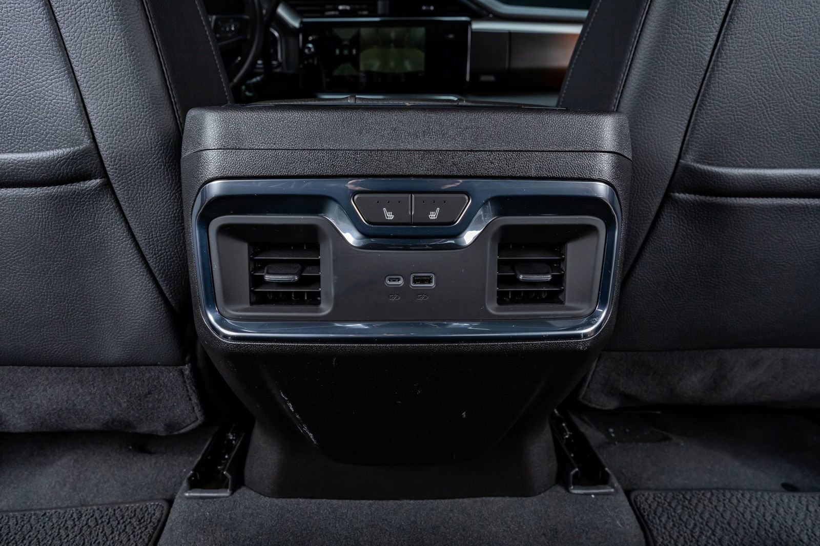 Used 2025 GMC Sierra 2500 Denali image 31