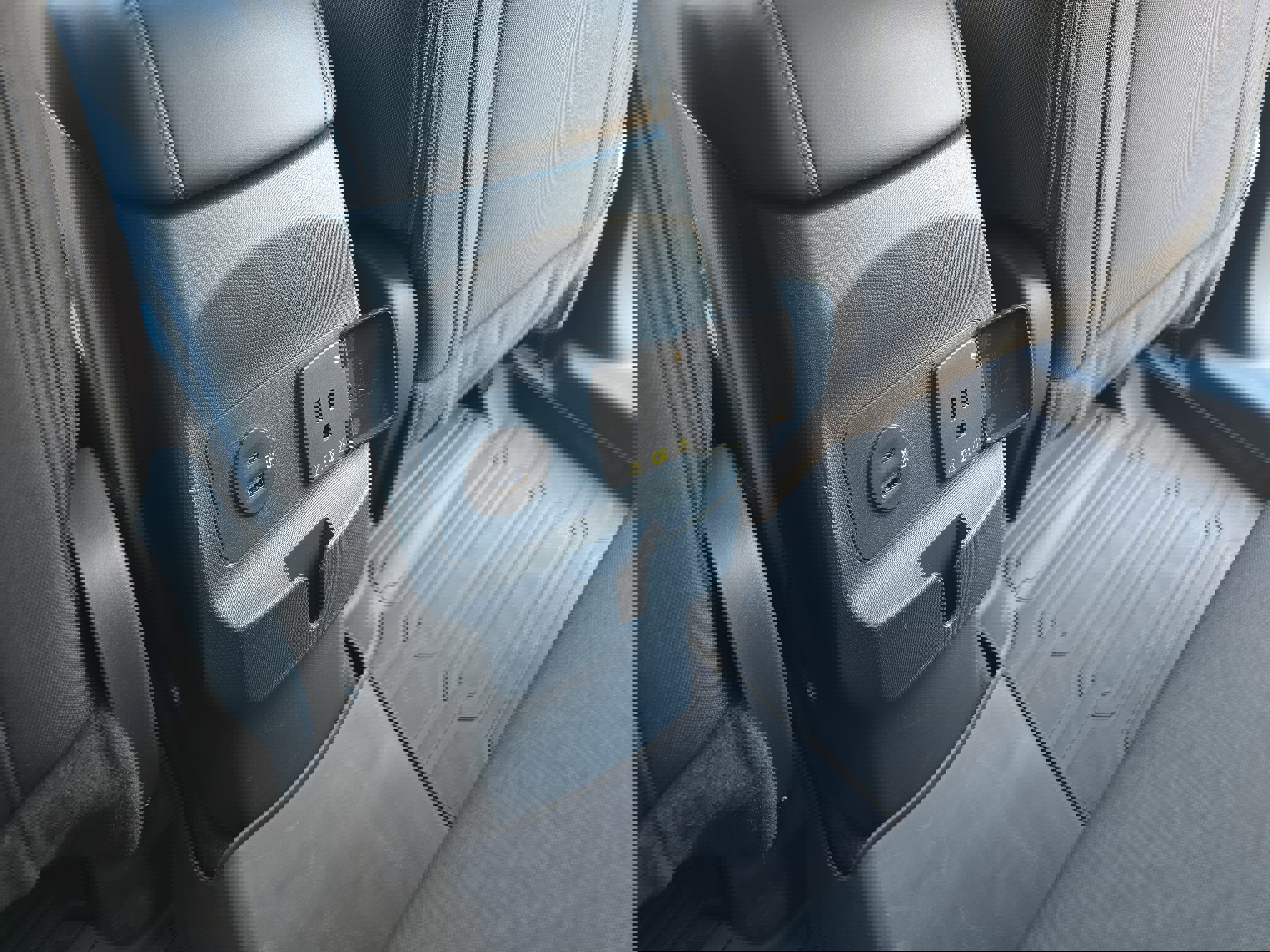 Used 2023 Ford Maverick XL image 14