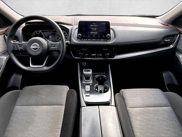 Used 2023 Nissan Rogue SV FWD image 12