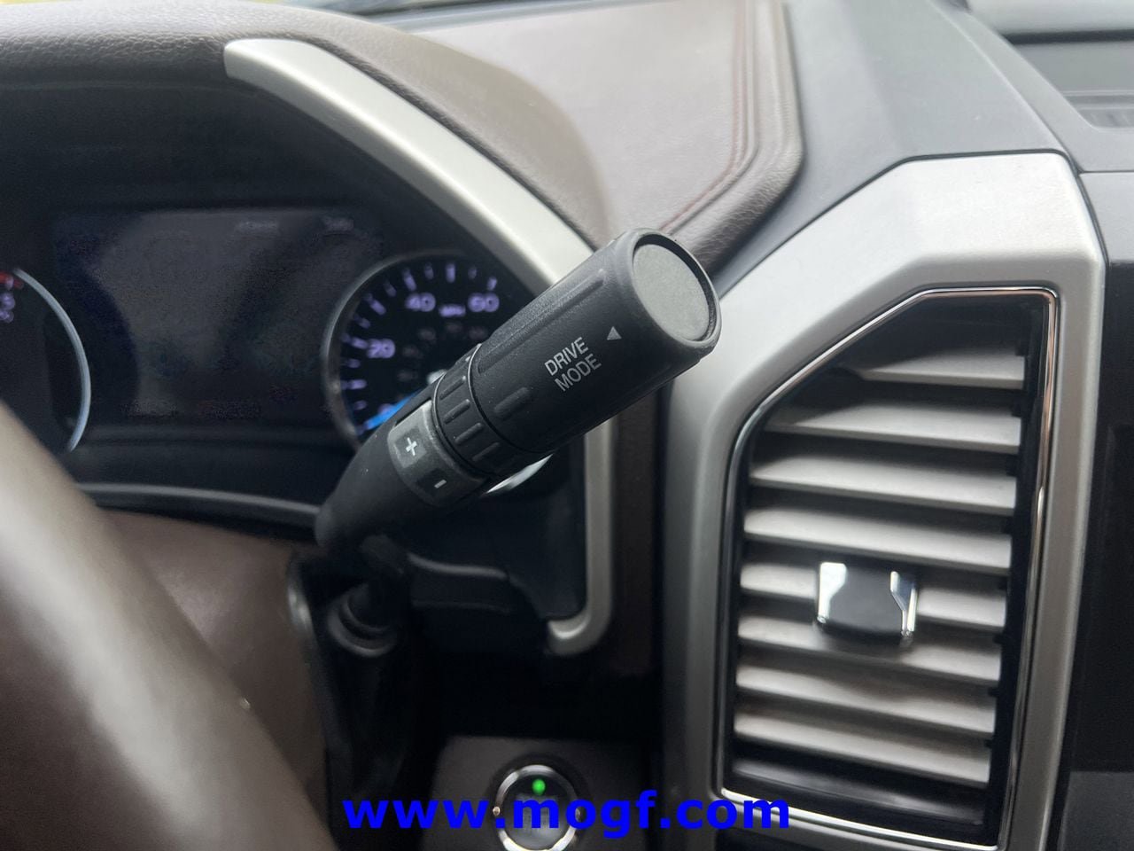 Used 2021 Ford F250 King Ranch w/ King Ranch Ultimate Package AWD/4WD image 15