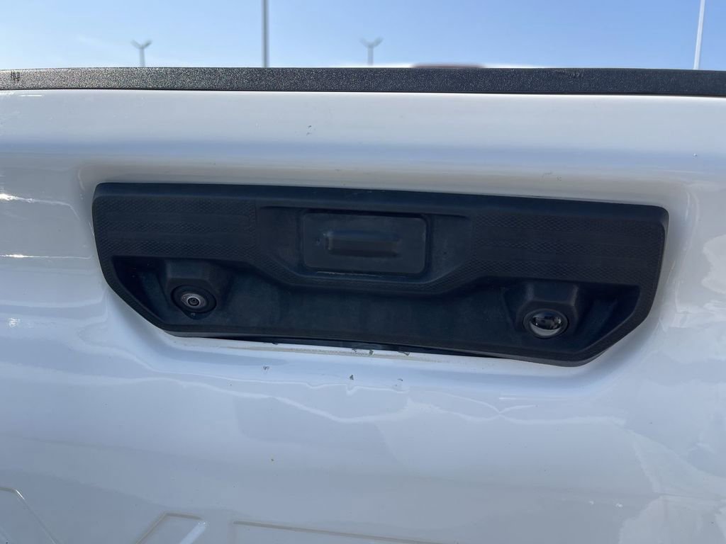 Used 2024 Chevrolet Silverado 2500 LT image 8