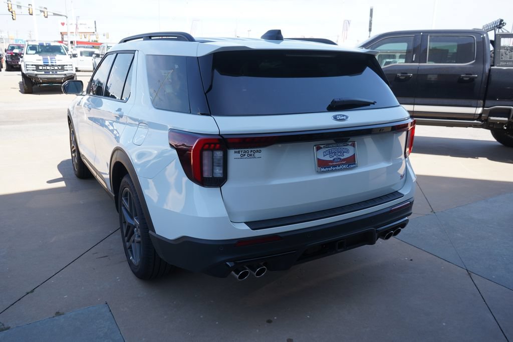 New 2026 Ford Explorer ST w/ Sun And Sound Package AWD/4WD image 10