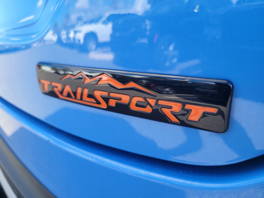 Used 2025 Honda Pilot TrailSport image 6