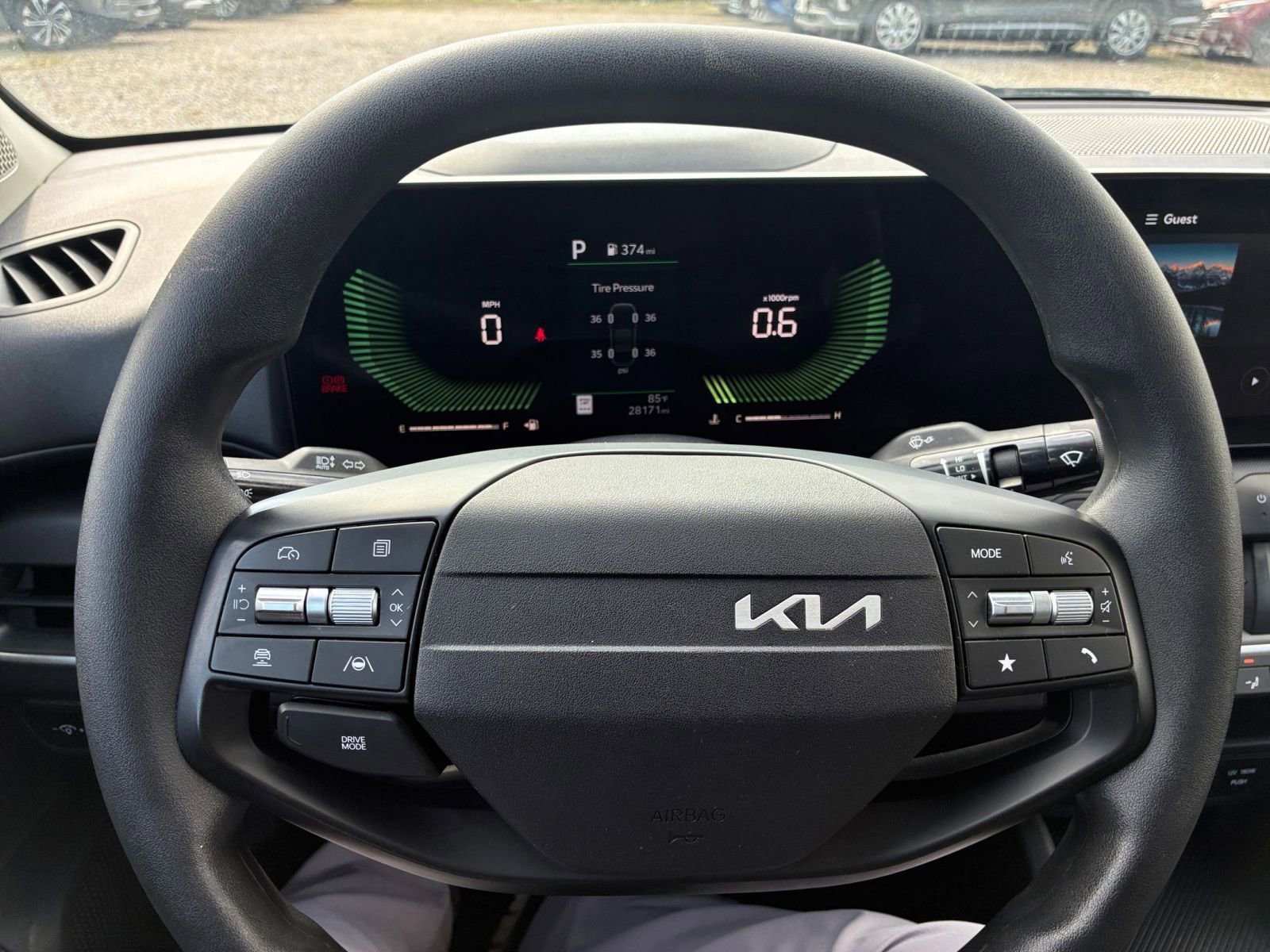 Used 2025 Kia K4 FWD image 26