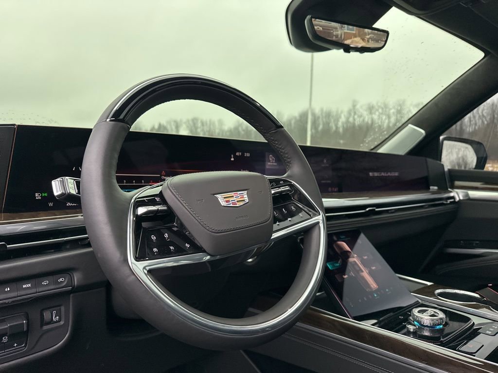 Used 2025 Cadillac Escalade Sport Platinum image 9
