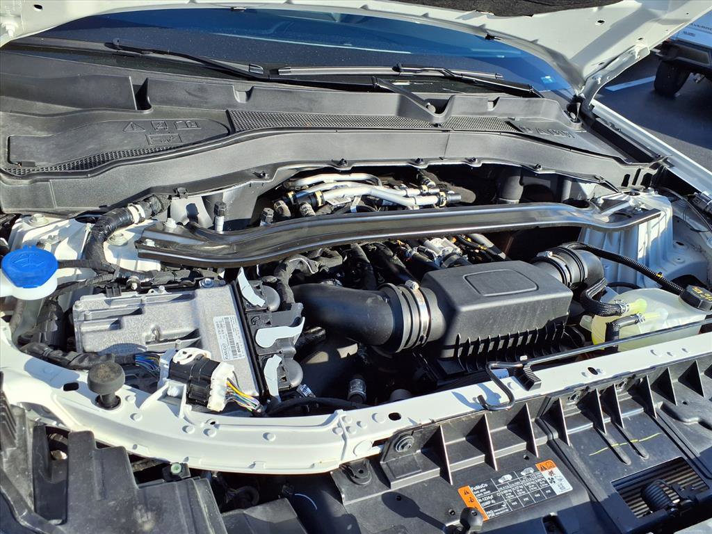 Used 2025 Ford Explorer ST image 39