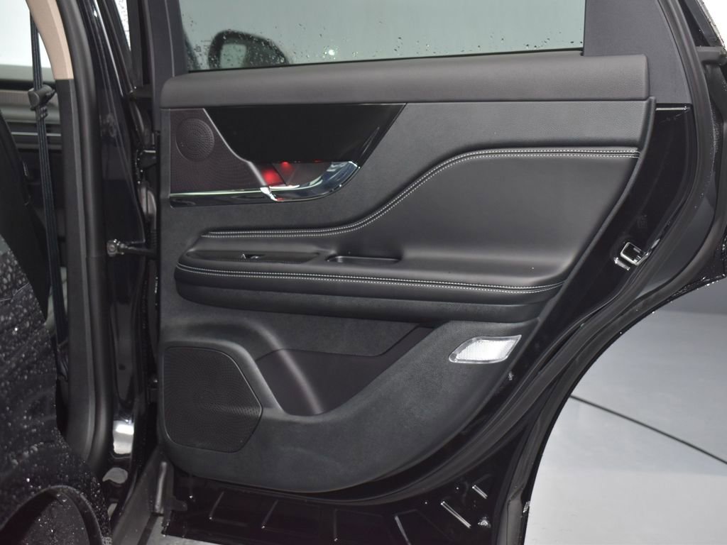 New 2026 Lincoln Corsair Grand Touring AWD/4WD image 19