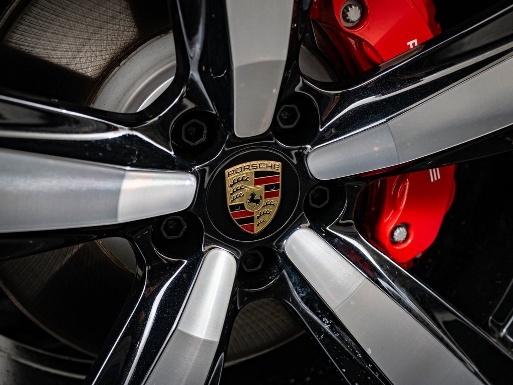 New 2026 Porsche Macan S image 13