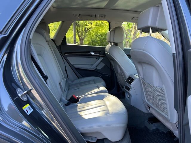 Used 2019 Audi Q5 2.0T Premium w/ Convenience Package image 19