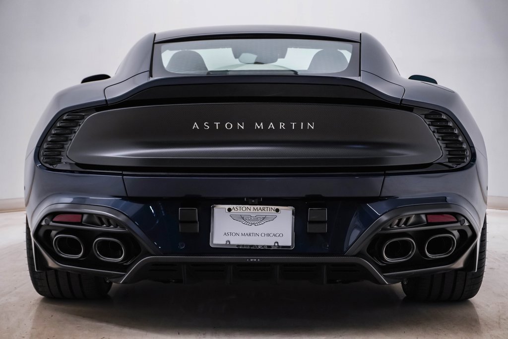 Used 2025 Aston Martin Vanquish image 9